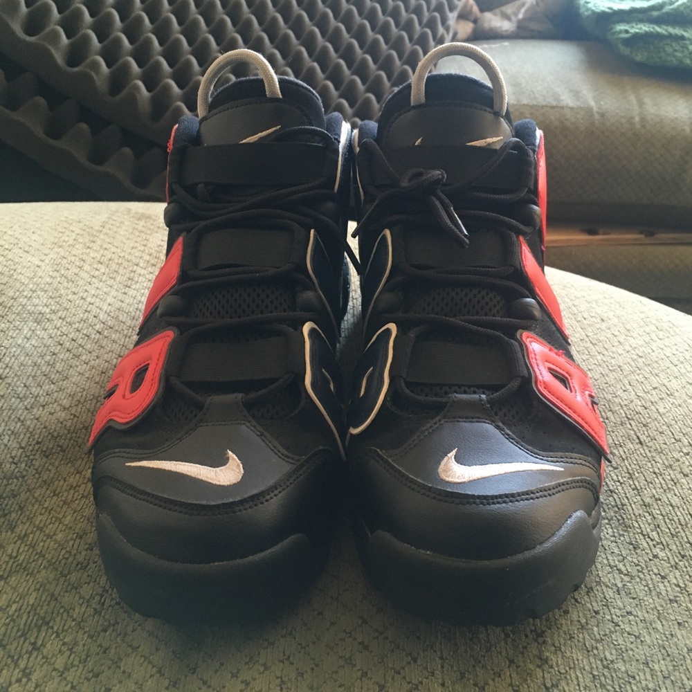 Nike air more uptempo 96